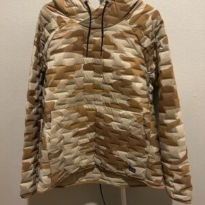 Mountain Hardwear Women’s XL Quilted Camo Pullover Hoodie in Tan & Cream